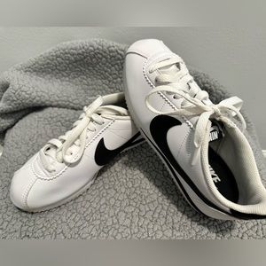 Women’s Nike Cortez size 6.5